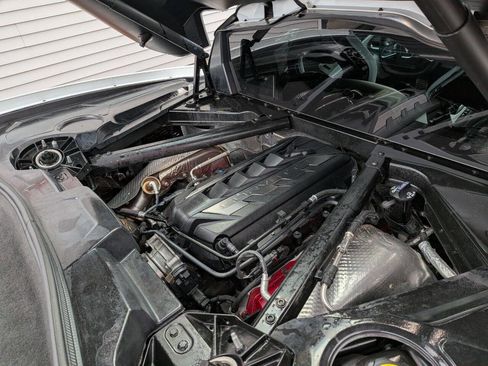 Used 2023 Chevrolet Corvette Stingray 2dr Coupe w/2LT image 17