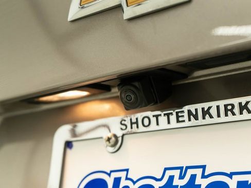 Used 2024 Chevrolet Malibu LT image 9