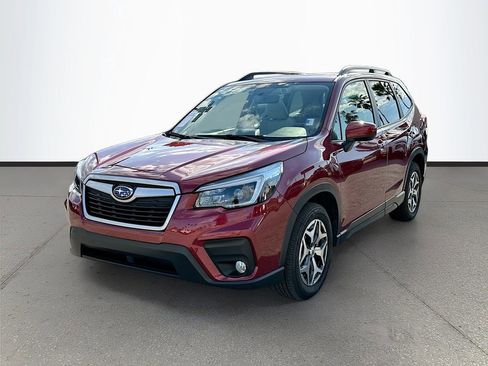 Used 2021 Subaru Forester Premium image 3