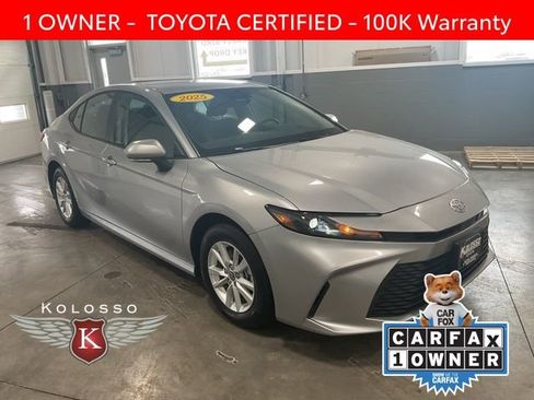 Used 2025 Toyota Camry LE image 1