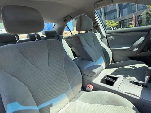 Used 2007 Toyota Camry LE FWD image 16