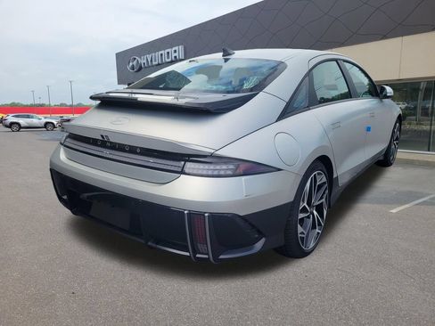 New 2023 Hyundai Ioniq 6 SEL AWD/4WD image 3