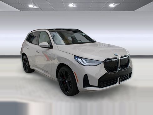 Used 2026 BMW X3 xDrive30 w/ Premium Package image 7