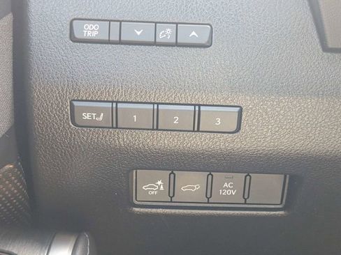 Used 2024 Lexus GX 550 w/ Accessory Package (2T) AWD/4WD image 28