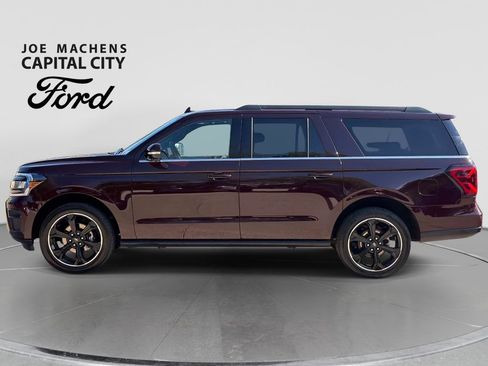 Used 2024 Ford Expedition Max Limited AWD/4WD image 8