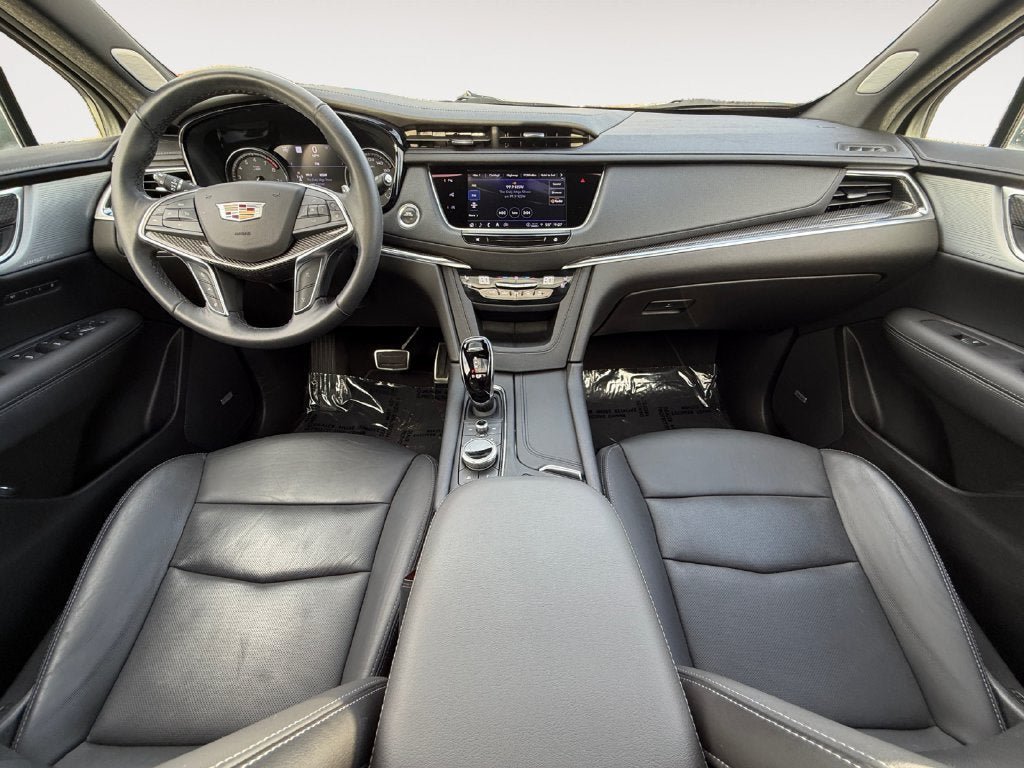 Used 2023 Cadillac XT5 Sportv w/ Technology Package AWD/4WD image 12