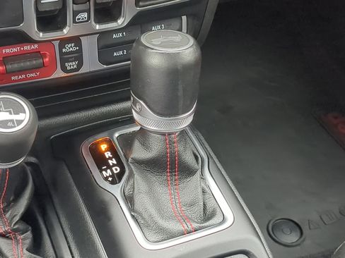 Used 2021 Jeep Wrangler Unlimited Rubicon w/ Xtreme Recon 35" Tire Package image 56