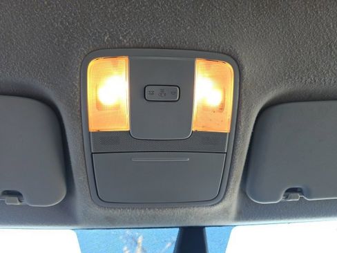 Used 2023 Kia Forte LXS w/ LXS Technology Package image 21