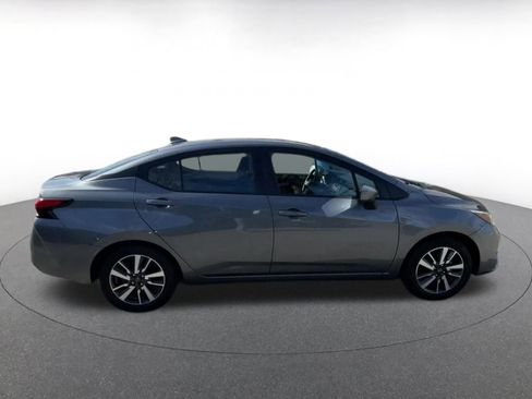 Used 2025 Nissan Versa SV image 16
