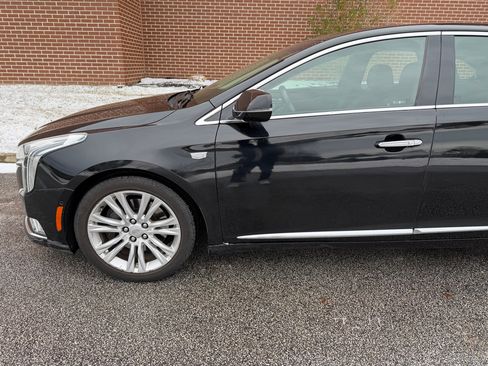 Used 2018 Cadillac XTS Luxury image 5