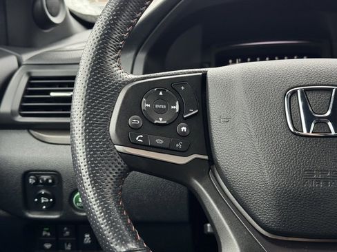 Used 2023 Honda Passport TrailSport image 23