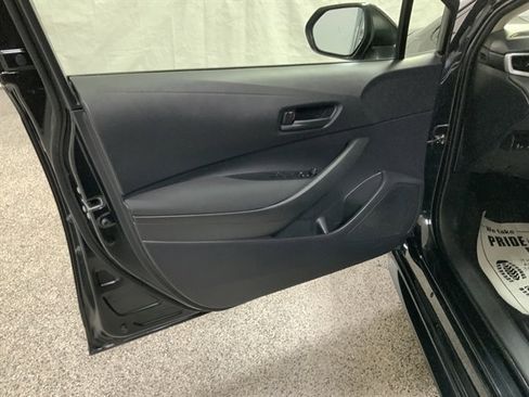 Used 2022 Toyota Corolla LE image 15