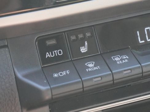 Used 2025 Toyota Camry LE w/ Convenience Package AWD/4WD image 24