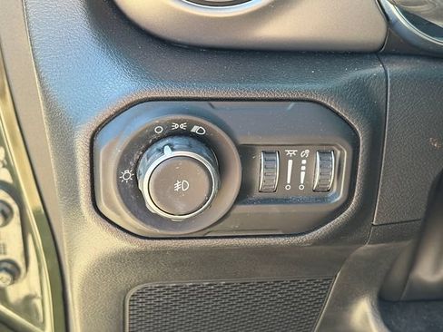 Used 2022 Jeep Wrangler Unlimited Sport AWD/4WD image 15