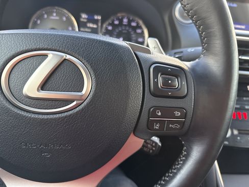 Used 2018 Lexus IS 300 image 22