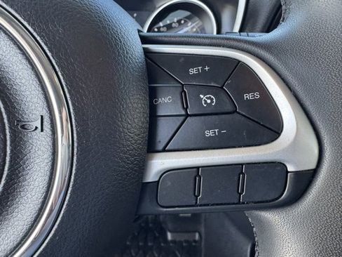 Used 2021 Jeep Compass Altitude image 14