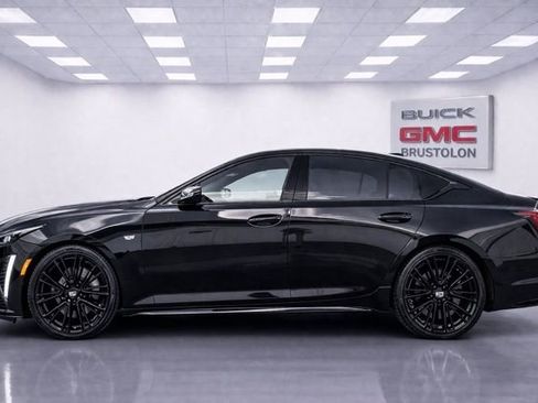 Used 2022 Cadillac CT5 Sport image 1