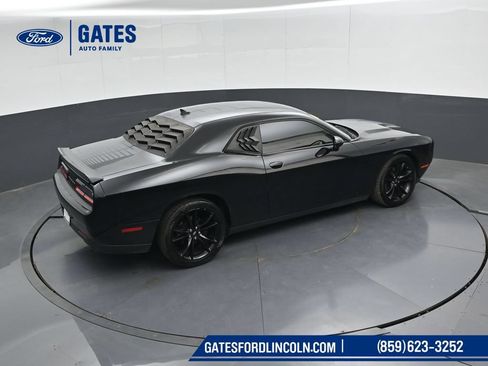 Used 2017 Dodge Challenger SXT Plus RWD image 39