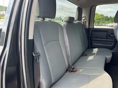 Used 2017 RAM 1500 Express AWD/4WD image 19