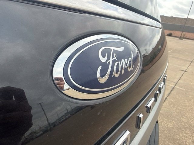 Used 2024 Ford Expedition Max XLT AWD/4WD image 12