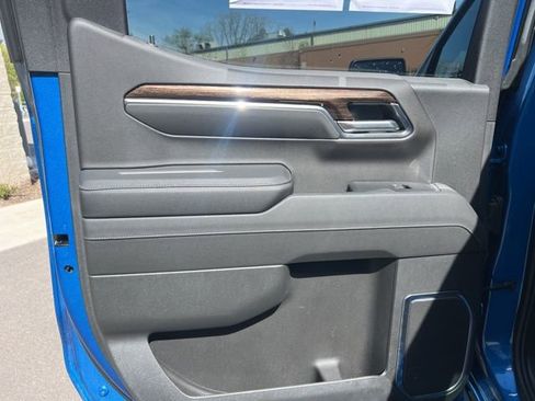 Used 2023 GMC Sierra 1500 Elevation w/ Elevation Premium Package AWD/4WD image 14