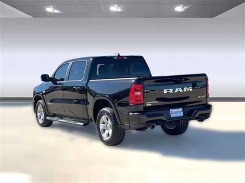 New 2026 RAM 1500 4x4 Crew Cab image 3