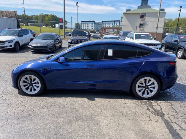 Used 2023 Tesla Model 3 Standard Range RWD image 8