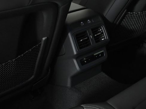 New 2025 Audi Q5 Prestige image 17