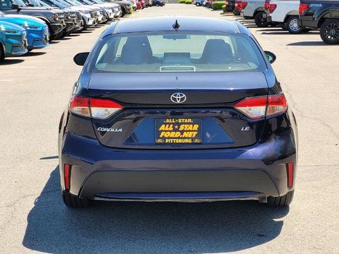 Used 2021 Toyota Corolla LE FWD image 5