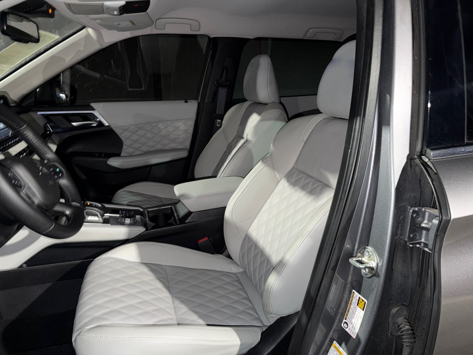 Used 2022 Mitsubishi Outlander SEL FWD image 15
