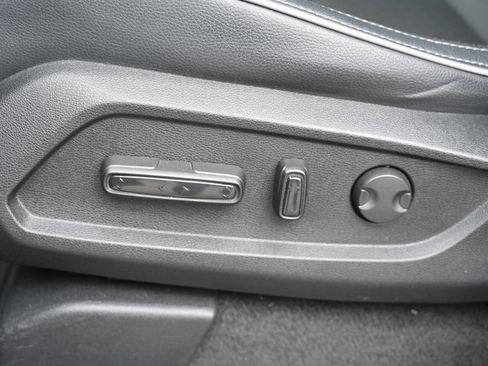 Used 2023 Honda Pilot Elite image 19