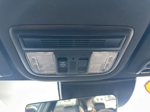 Used 2020 Honda Civic EX-L image 9