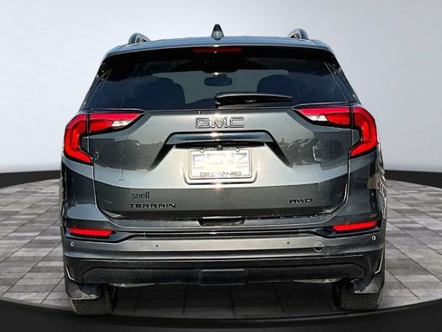 Used 2021 GMC Terrain SLE w/ Driver Convenience Package AWD/4WD image 5