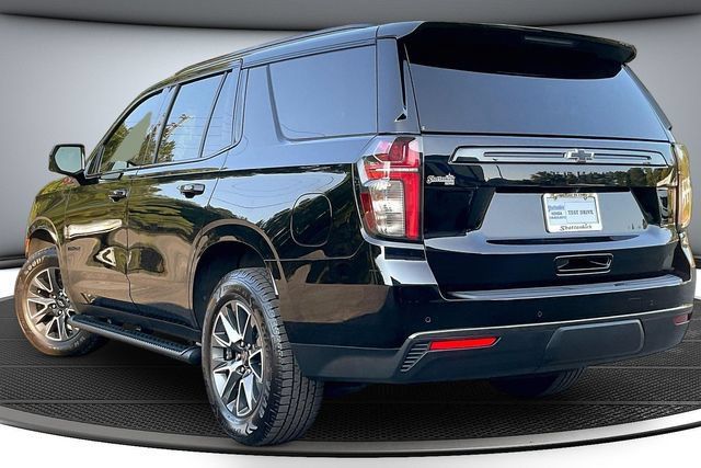 Used 2022 Chevrolet Tahoe Z71 w/ Luxury Package AWD/4WD image 7