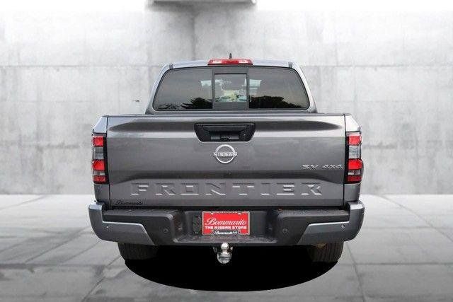 Used 2022 Nissan Frontier SV w/ SV Premium Package AWD/4WD image 6