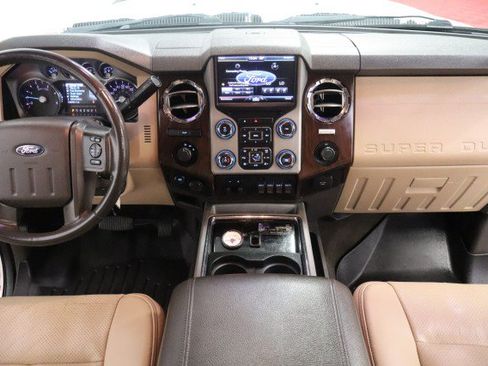 Used 2016 Ford F350 Lariat w/ Lariat Interior Package AWD/4WD image 7
