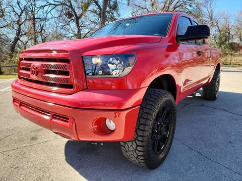 Used 2010 Toyota Tundra 2WD Double Cab image 2