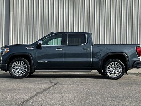 Used 2019 GMC Sierra 1500 Denali w/ Denali Ultimate Package AWD/4WD image 7
