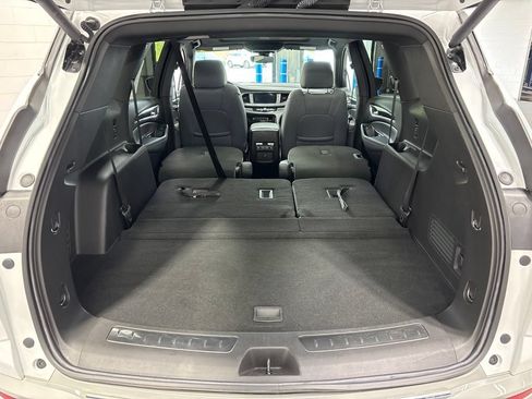 Used 2023 Buick Enclave Essence w/ Experience Buick Package AWD/4WD image 46