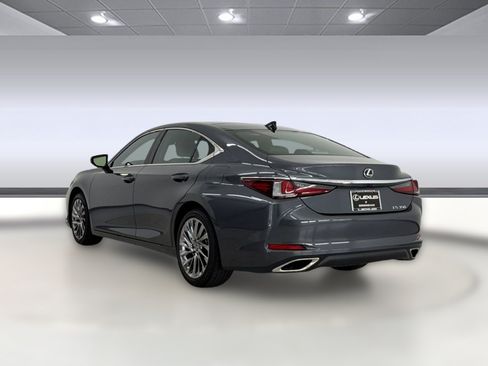Certified 2025 Lexus ES 350 w/ Technology Package FWD image 3