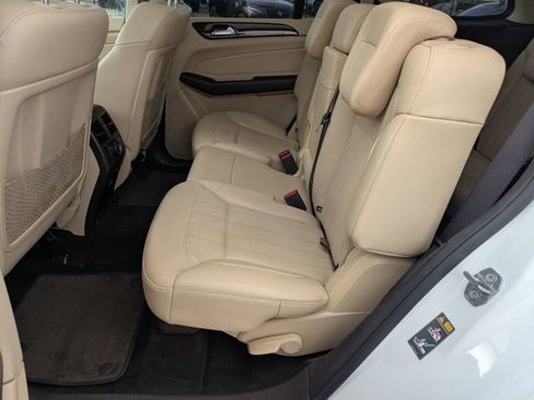 Used 2018 Mercedes-Benz GLS 450 4MATIC image 24