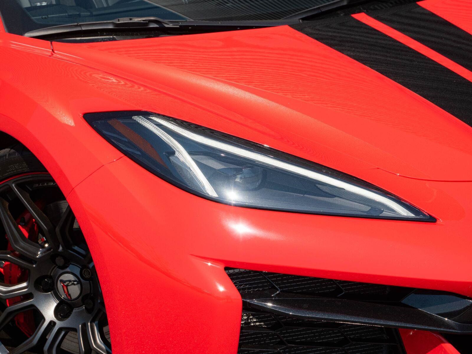 Used 2024 Chevrolet Corvette Z06 RWD image 27