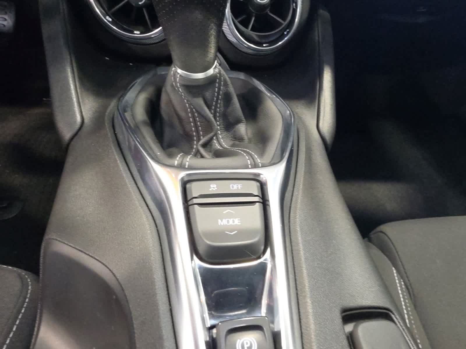Used 2021 Chevrolet Camaro LT RWD image 25