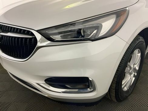 Used 2019 Buick Enclave Essence image 13