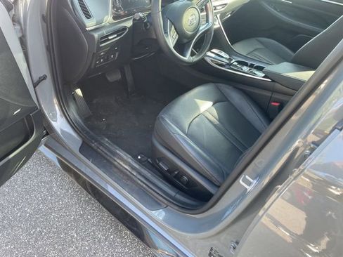 Used 2023 Hyundai Sonata Limited w/ Cargo Package image 5