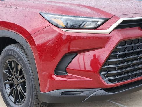 New 2026 Toyota Grand Highlander XLE image 6