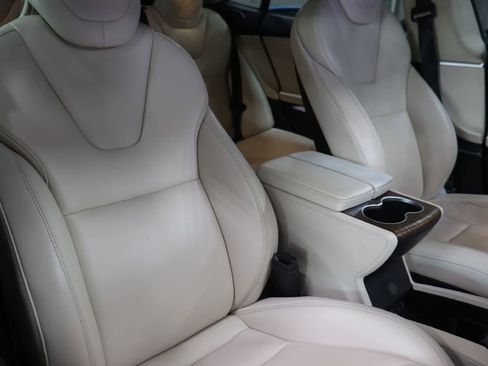 Used 2018 Tesla Model S AWD image 23