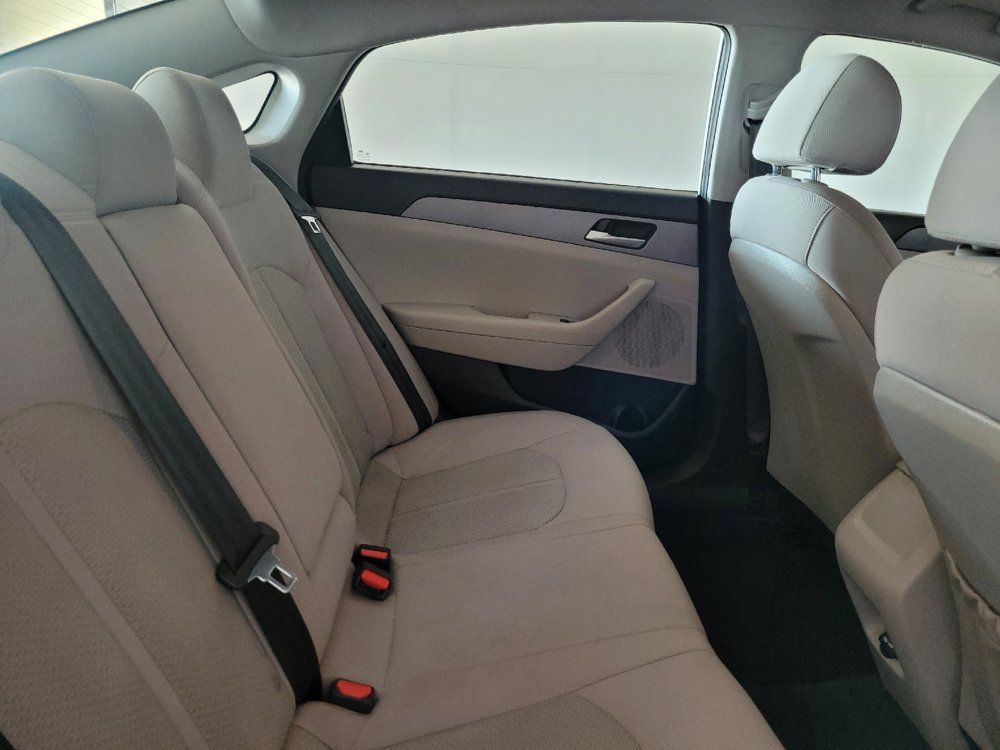 Used 2019 Hyundai Sonata SE FWD image 19