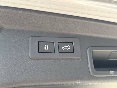 Certified 2026 Subaru Outback Limited AWD/4WD image 16