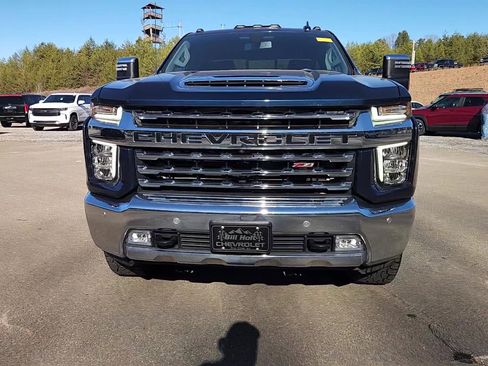 Used 2023 Chevrolet Silverado 2500 LTZ w/ LTZ Plus Package image 17